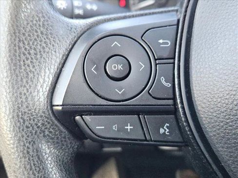 Used 2021 Toyota Corolla LE image 10