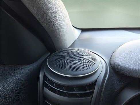 Used 2019 Kia Soul Base image 31