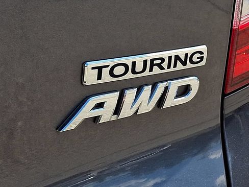 Used 2020 Honda Pilot Touring image 30