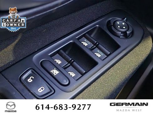 Used 2021 Jeep Renegade Sport image 27