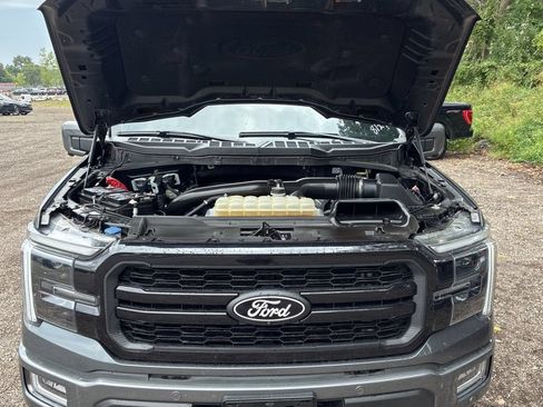 Used 2024 Ford F150 Lariat w/ Equipment Group 502A High AWD/4WD image 18