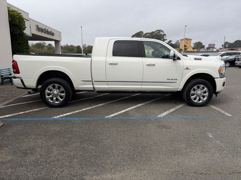 Used 2019 RAM 3500 Limited AWD/4WD image 27