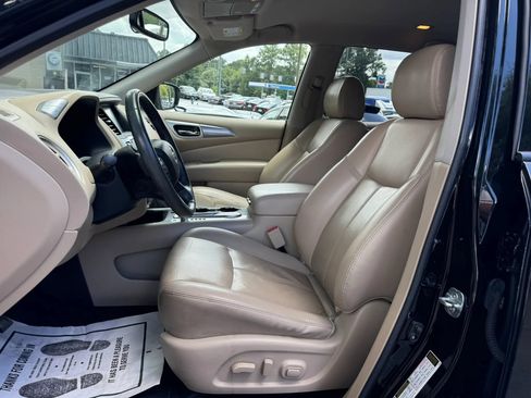 Used 2018 Nissan Pathfinder SL FWD image 24