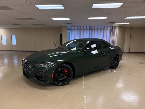 Used 2023 BMW 440i xDrive Convertible w/ Premium Package image 1