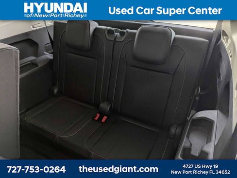 Used 2023 Volkswagen Tiguan SE FWD image 15