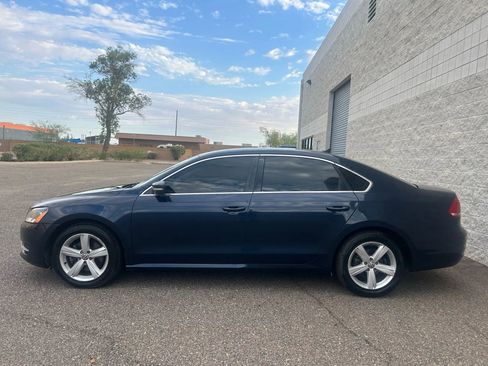 Used 2013 Volkswagen Passat TDI SE image 5