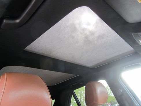 Used 2017 Mercedes-Benz GLE 350 4MATIC image 23