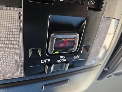 Used 2023 Lexus GX 460 Premium w/ Premium Plus Package AWD/4WD image 21