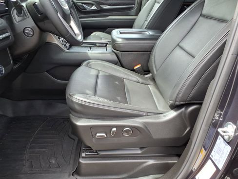 Used 2024 GMC Yukon XL Denali AWD/4WD image 14