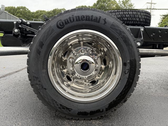 New 2027 Ford F550 4x4 Supercab Super Duty image 9