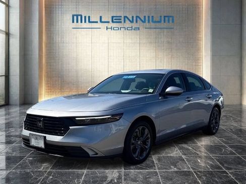 Used 2023 Honda Accord EX image 1