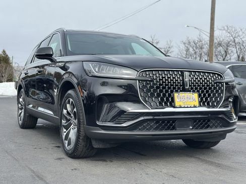 Certified 2025 Lincoln Aviator Reserve image 50