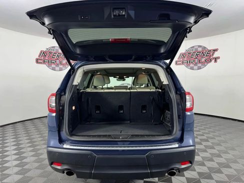 Used 2024 Subaru Ascent Limited w/ Technology Package image 29