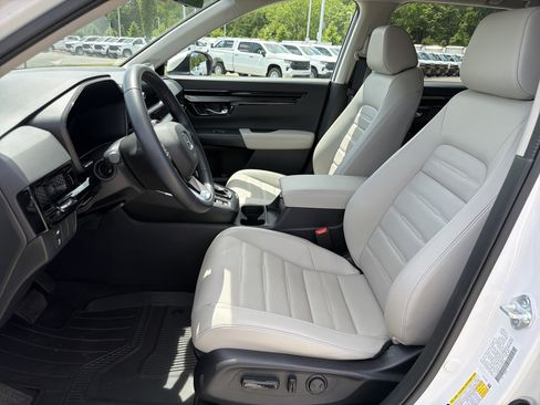 Used 2025 Honda CR-V EX-L image 16