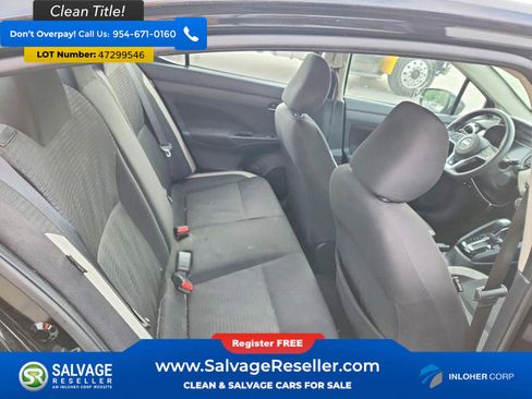 Used 2021 Nissan Versa SV image 13