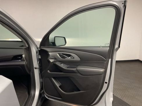 Certified 2021 Chevrolet Traverse LT image 26