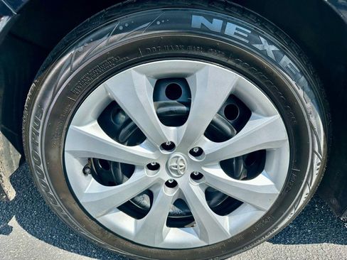 Used 2023 Toyota Corolla LE image 22