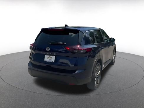 Used 2026 Nissan Rogue SV AWD/4WD image 12