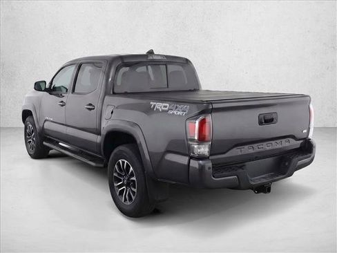Used 2021 Toyota Tacoma TRD Sport w/ Technology Package AWD/4WD image 5