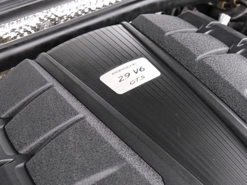 Used 2021 Porsche Macan GTS AWD/4WD image 44