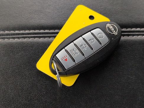 Used 2025 Nissan Altima 2.5 SV FWD image 26