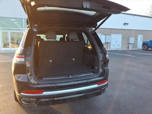 Used 2021 Jeep Grand Cherokee L Summit w/ Advanced Protech Group IV image 7