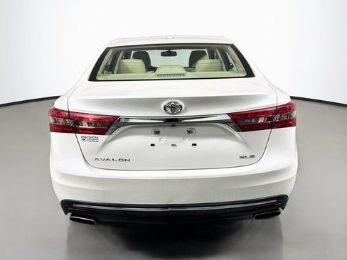 Used 2016 Toyota Avalon XLE Premium FWD image 7