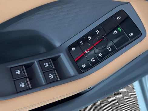 Used 2025 Audi A5 2.0T Premium w/ Convenience Package image 15