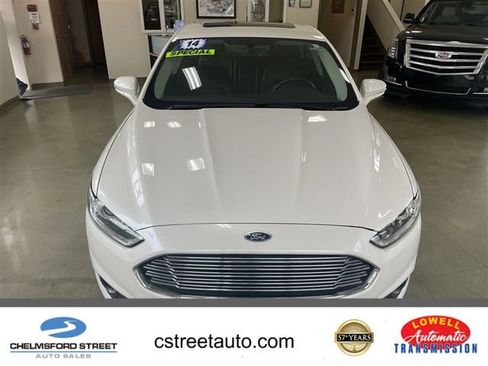 Used 2014 Ford Fusion SE w/ Equipment Group 202A FWD image 1