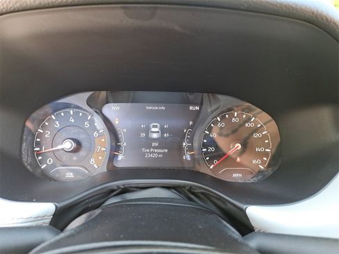 Used 2022 Jeep Compass Limited image 18