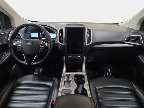 Certified 2024 Ford Edge SEL AWD/4WD image 9