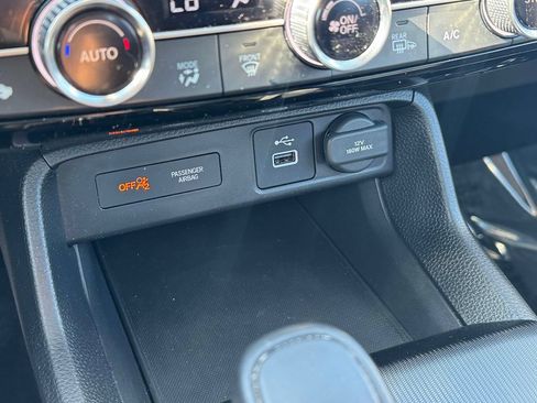 Certified 2024 Honda Civic EX image 27