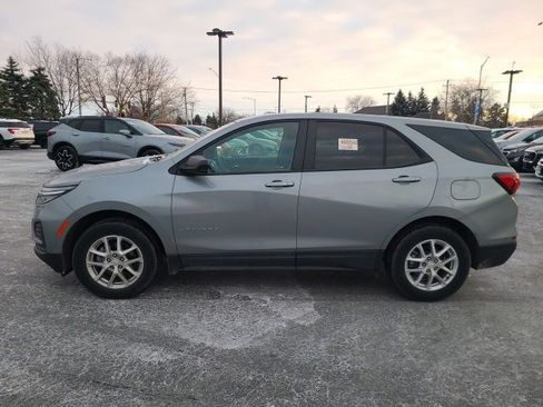 Certified 2023 Chevrolet Equinox LS w/ LS Convenience Package image 2