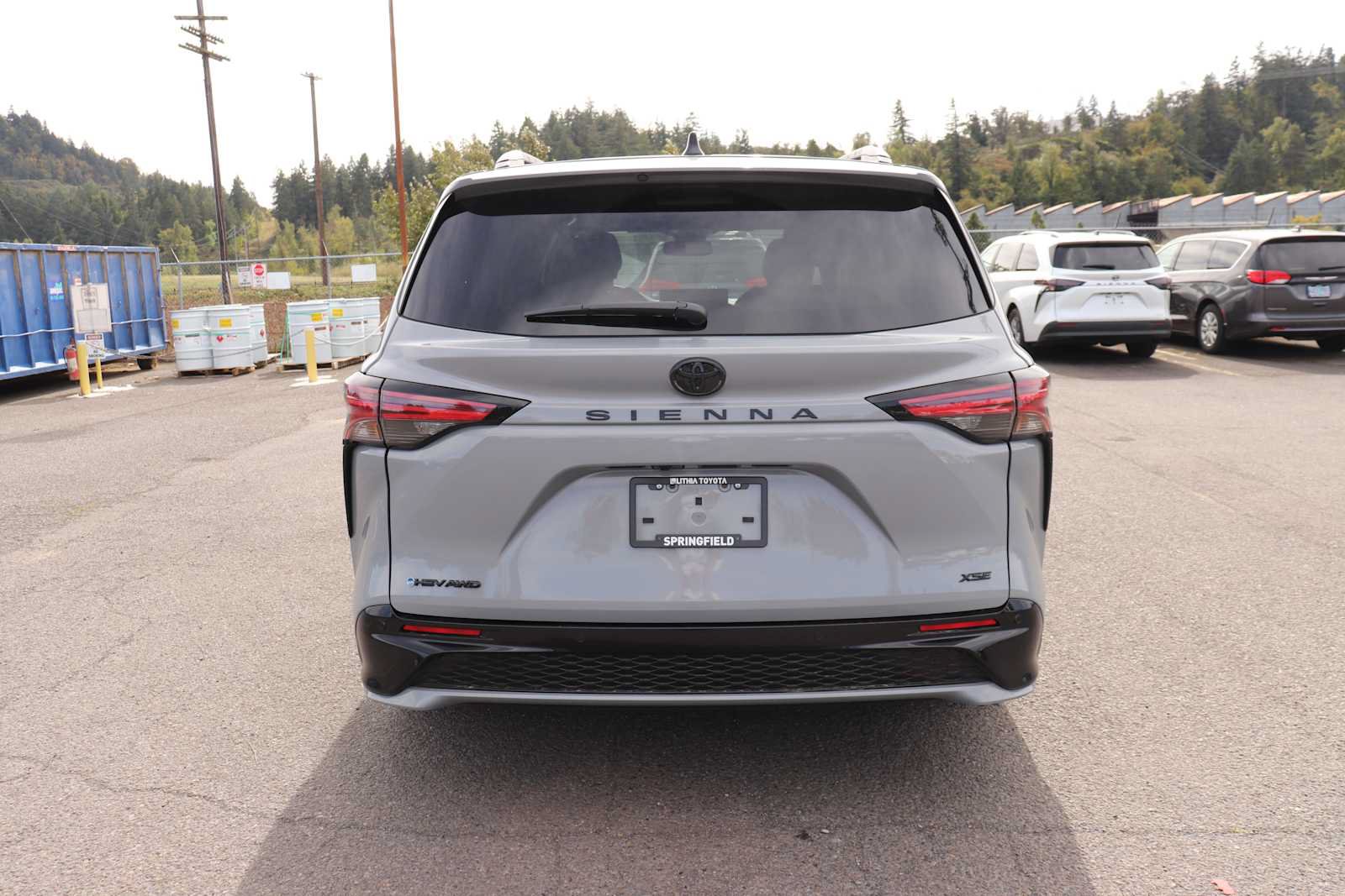 Certified 2026 Toyota Sienna XSE AWD/4WD image 6