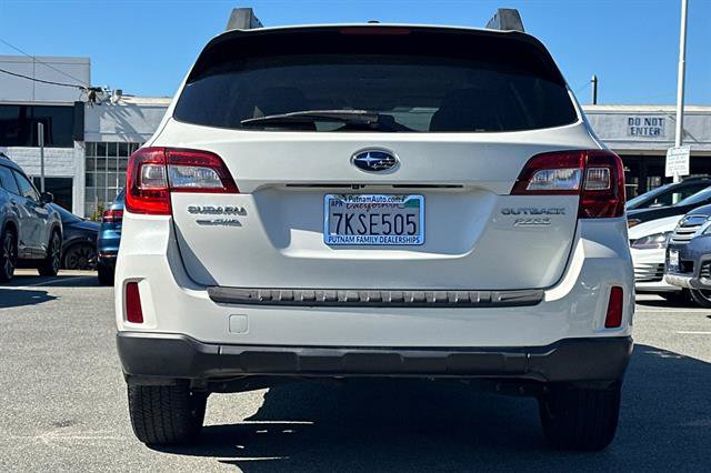 Used 2015 Subaru Outback 2.5i Limited AWD/4WD image 4