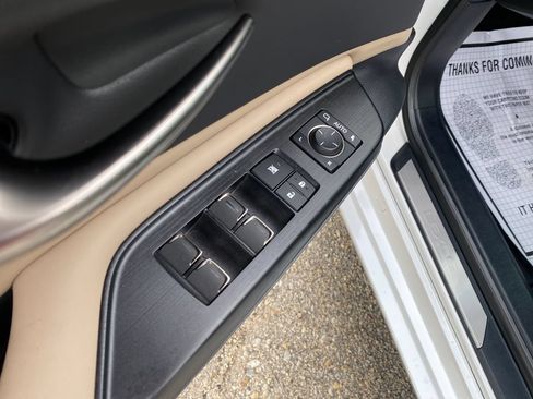 Used 2021 Lexus ES 350 w/ Premium Package FWD image 12