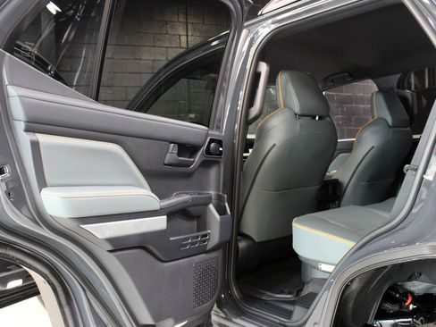 Used 2025 Toyota 4Runner Trailhunter image 47