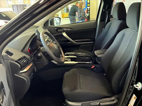 New 2026 Mitsubishi Eclipse Cross LE image 9