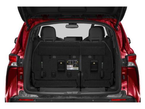 Used 2023 Toyota Sienna Limited FWD image 12