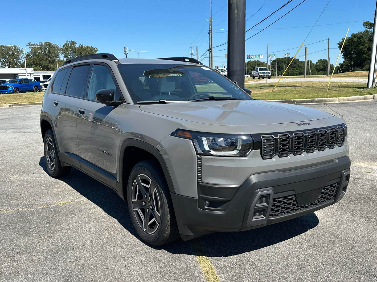 New 2026 Jeep Cherokee Laredo AWD/4WD image 3