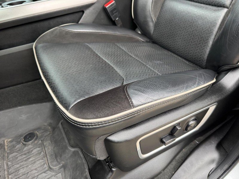 Used 2023 RAM 1500 Laramie AWD/4WD image 17