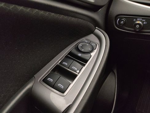 Used 2023 Chevrolet Malibu LT image 27