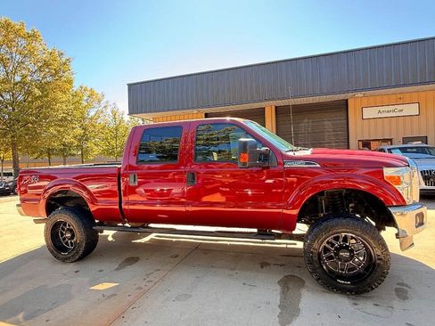 Used 2015 Ford F250 XLT AWD/4WD image 2