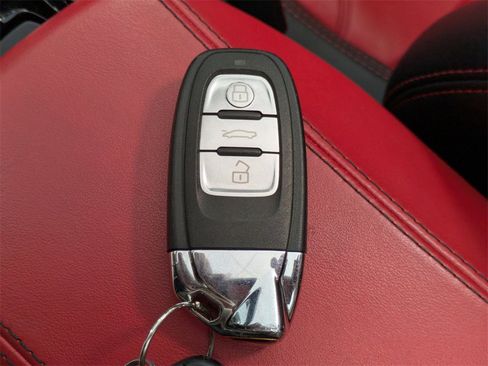 Used 2017 Lamborghini Huracan LP 610-4 image 31