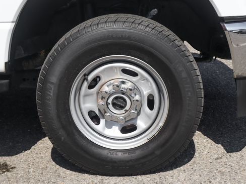 Used 2024 Ford F250 XL w/ Snow Plow/Camper Package AWD/4WD image 48