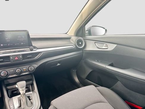 Used 2023 Kia Forte LXS FWD image 26