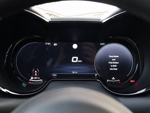 New 2025 Alfa Romeo Tonale Veloce w/ Premium Package image 16