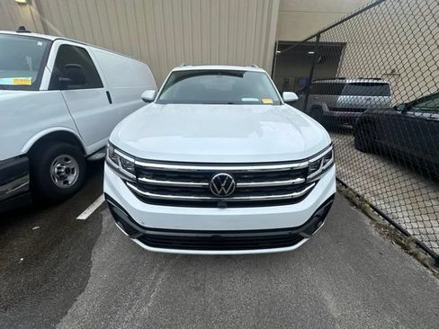 Used 2021 Volkswagen Atlas SEL Premium AWD/4WD image 2