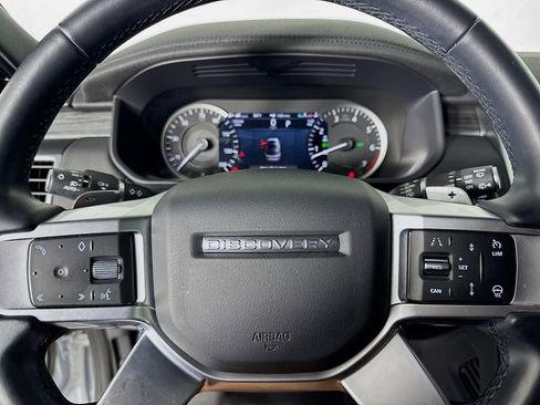 Used 2023 Land Rover Discovery S R-Dynamic image 15