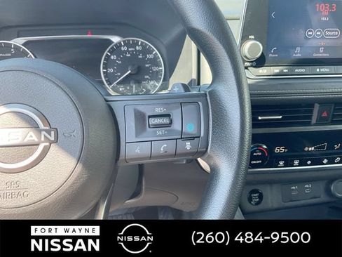 Certified 2024 Nissan Rogue SV AWD/4WD image 26